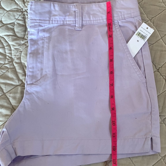 Size 10. Short. NWT. Gap. Purple. Summer - Picture 1 of 4